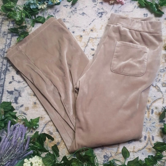 Uniqlo velour wide leg pants - Picture 2 of 8
